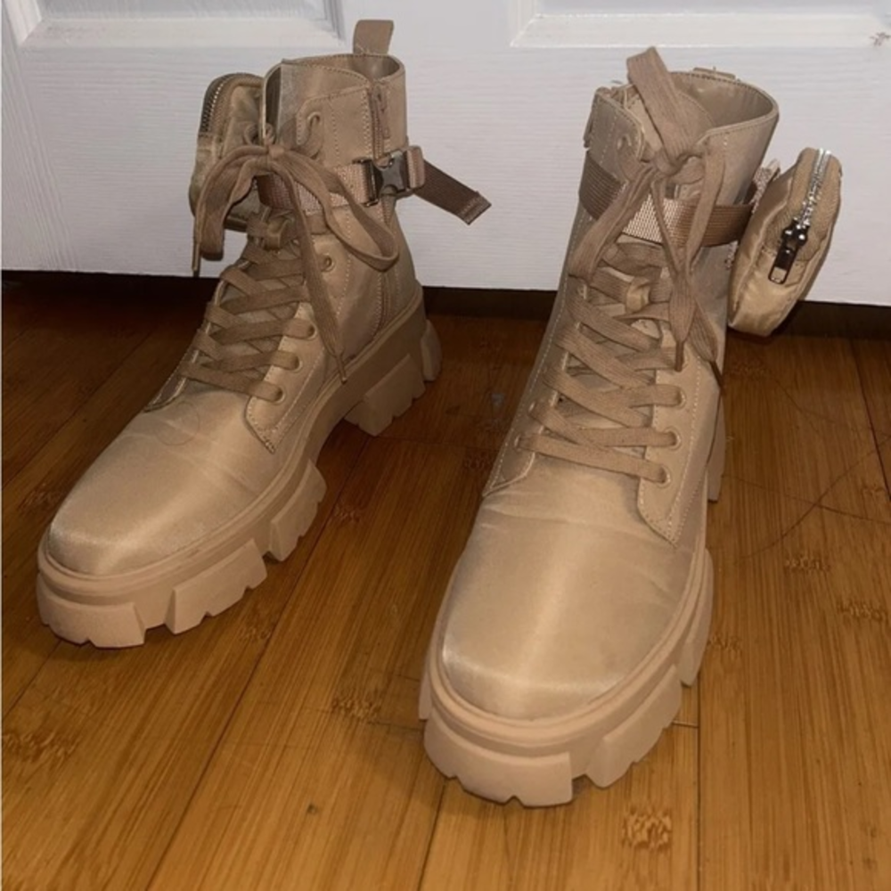 Steve Madden Thora-P Extra-Chunky Platform Ankle Boots‎ Tan Size 11.5W/10M